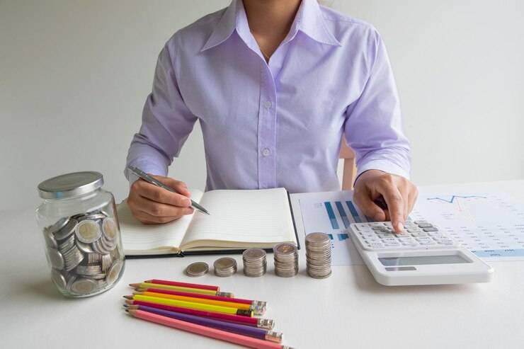 Экономист: обязанности и зарплата